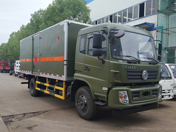東風(fēng)6米1(9噸)爆破器材車 東風(fēng)6米1(9噸)爆破器材車