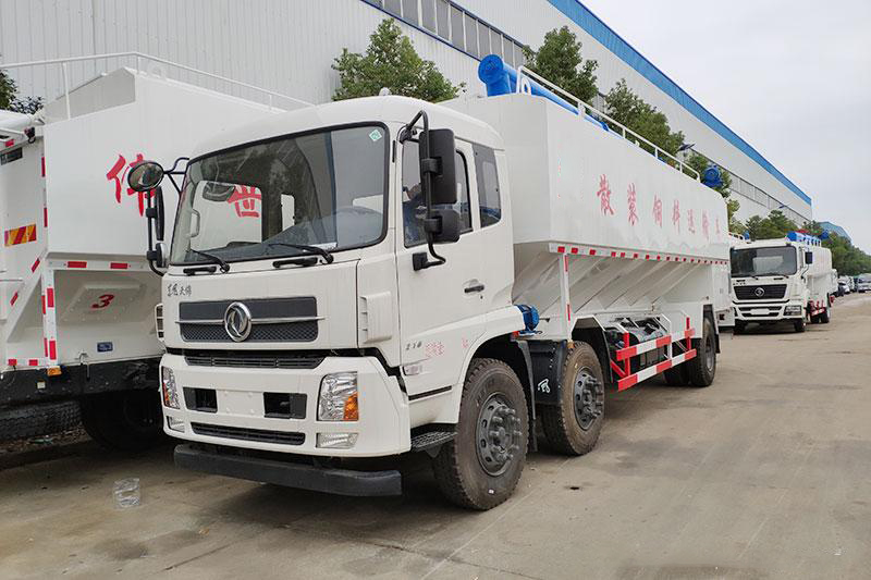 東風(fēng)天錦小三軸散裝飼料運輸車 東風(fēng)天錦小三軸散裝飼料運輸車
