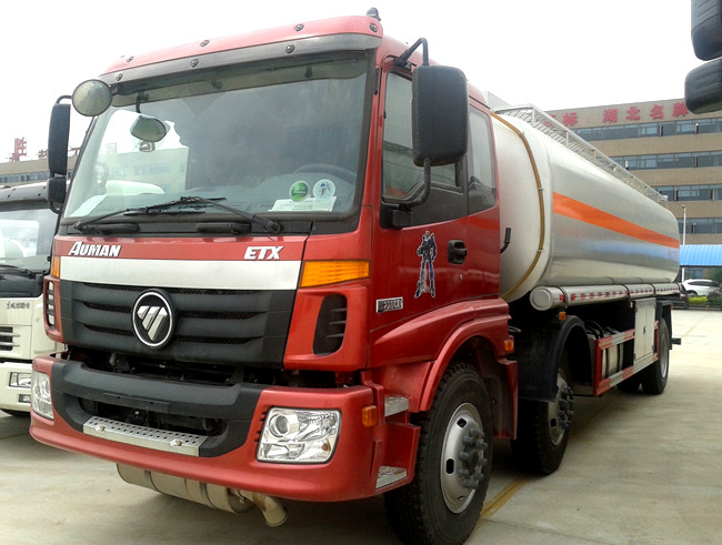 國五歐曼小三軸加油車 國五歐曼小三軸加油車