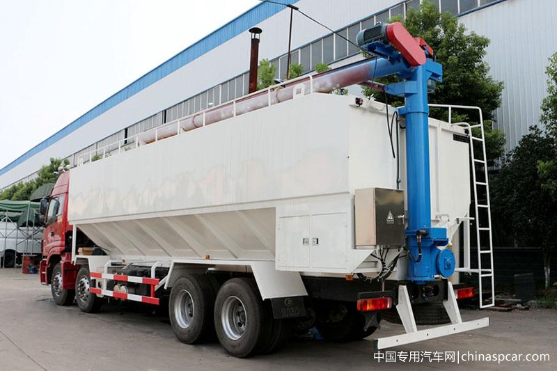 福田歐曼前四后八散裝飼料運(yùn)輸車(chē) 福田歐曼前四后八散裝飼料運(yùn)輸車(chē)