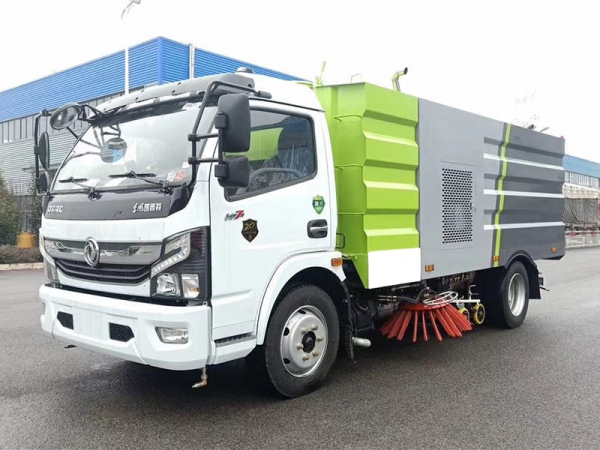 東風(fēng)大多利卡5水/5塵洗掃車(國(guó)六) 東風(fēng)大多利卡5水/5塵洗掃車(國(guó)六)