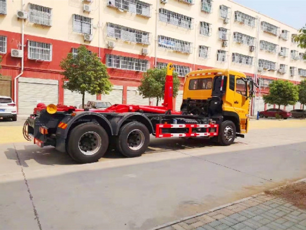 東風(fēng)天龍國(guó)六20~25方車(chē)廂可卸(鉤臂)式垃圾車(chē) 東風(fēng)天龍國(guó)六20~25方車(chē)廂可卸(鉤臂)式垃圾車(chē)