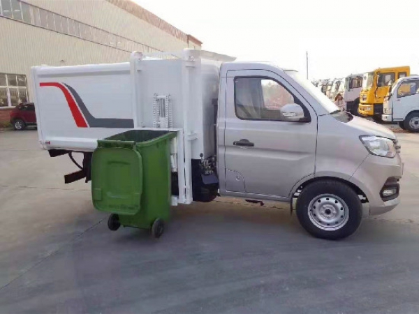 長安型掛桶自裝卸式垃圾車 長安型掛桶自裝卸式垃圾車