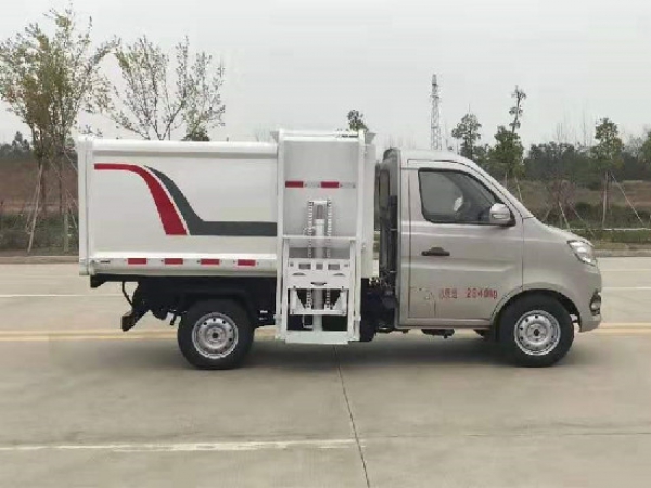 長安型掛桶自裝卸式垃圾車 長安型掛桶自裝卸式垃圾車